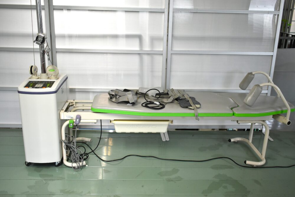 頸椎の牽引器（中古） 中古 牽引装置2人用 頸椎、腰椎 トラックタイザー | 株式会社いつき総研